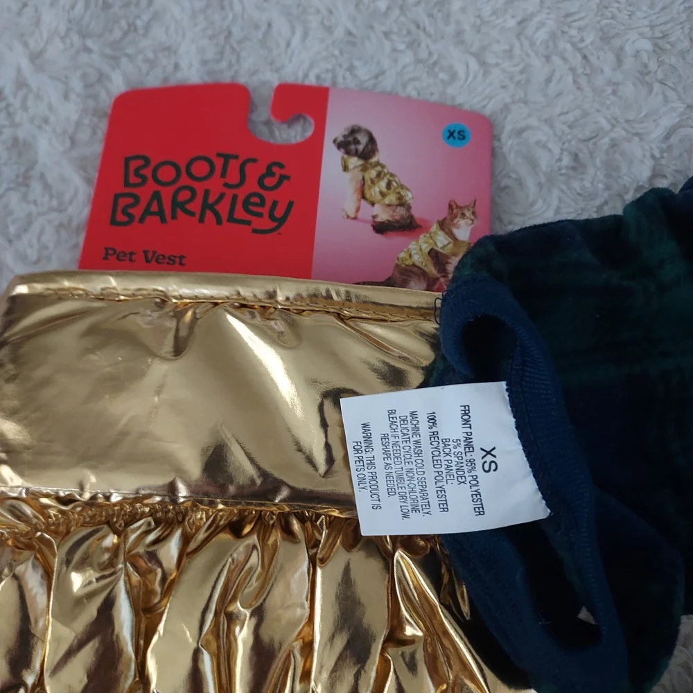 Boots & Barkley XS Gold Puffer Jacket Blue Green Plaid PJ & Chew Mees Toy Bundle